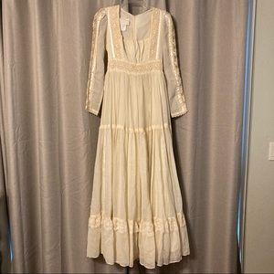 Vintage Gunne Sax Ivory Maxi w/ Lace Long Sleeves